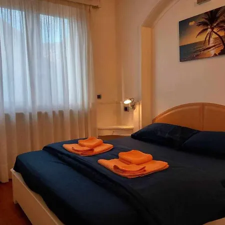 Palma Vista Mare Bludipietraligure Apartamento *