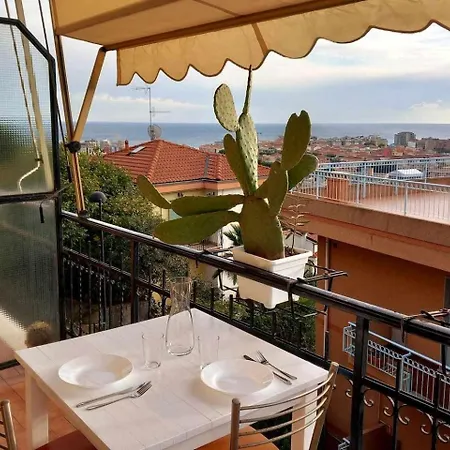 Palma Vista Mare Bludipietraligure Apartamento Pietra Ligure